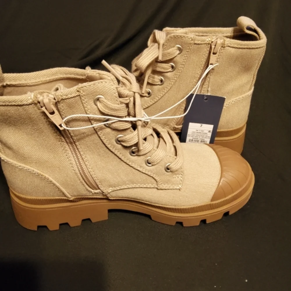 New Women's Teagan Lace-Up Sneaker Boots - Universal Thread™ Light Brown - Picture 4 of 5
